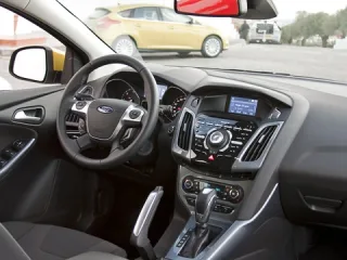 Без фокусів. Знайомимося з головною новинкою року, хетчем Ford Focus III
