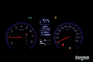 Hyundai ix35 VS Honda CR-V: кожному своє