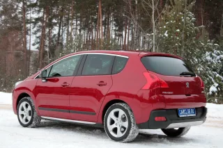 Тест-драйв Peugeot: У 2011 на 3008