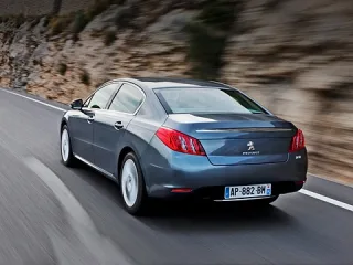 Французьк. Вчимося вимовляти «Peugeot 508» з німецьким акцентом