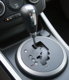 Другие приоритеты. Взвешиваем шансы на успех кроссовера Mazda CX-7 с мотором 2.5