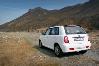 Lifan Smily.