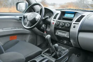 Mitsubishi Pajero Sport. Лекарство от скуки