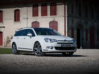 Мерло. Дегустуємо Citroen C5 на дорогах провінції Бордо