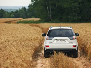 And again hello. Recalling the three-liter Mitsubishi Outlander XL