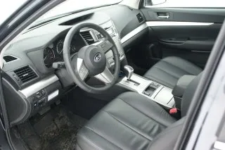 Авто з чоловічим характером (Subaru Legacy Outback)
