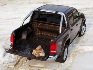 A man's best friend. Analyzing the Volkswagen Amarok pickup breed
