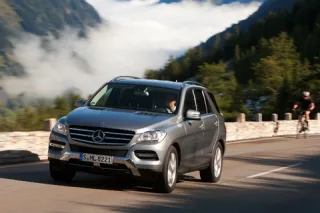 Repositioning. We note the ingenuity of the authors of the Mercedes-Benz M-Class crossover