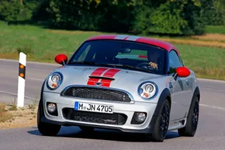 Фальстарт. Ищем смысл в существовании трёхдверки Mini Coupe