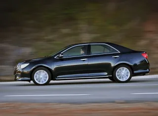 Носій. Міняємо заїжджений седан Toyota Camry на новий