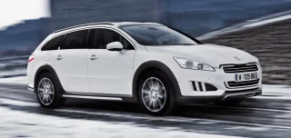 Peugeot Витрачаємо синергію, запасену гібридним Peugeot 508 RXH
