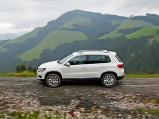 Farewell, youth. Waving to the grown-up Volkswagen Tiguan crossover