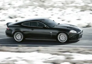Краще за досконалість. Лякаємо Португалію ревінням дводверок Jaguar XK, XKR та XKR-S
