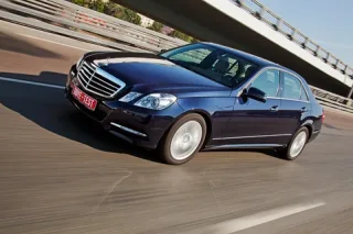 The benefit of compromises. Comparing Audi A6 3.0, BMW 535i, and Mercedes-Benz E 350