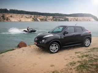 Энтомология. Ловим в один сачок два кроссовера Nissan Juke