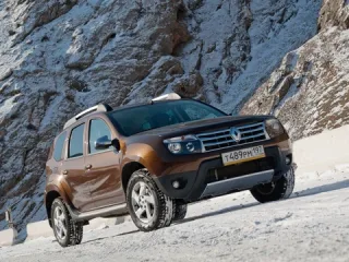 And a fur coat as a bonus. Ironing Uzbek roads in a Renault Duster crossover