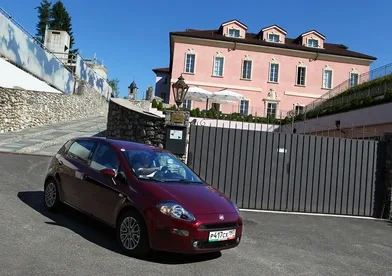 Fiat Punto – модель 2012 года
