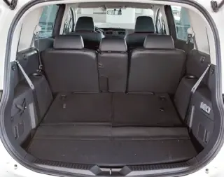 З'ясовуємо, хто ближче до фітнесу, — Ford Grand C-Max або Mazda5
