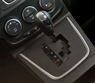 З'ясовуємо, хто ближче до фітнесу, — Ford Grand C-Max або Mazda5