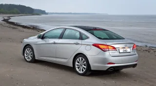 Разбираемся, в чём смысл седана Hyundai i40