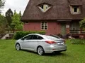 Разбираемся, в чём смысл седана Hyundai i40