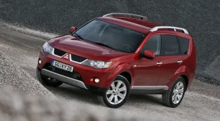 Кое-что понимаем в дизайне кроссовера Mitsubishi Outlander