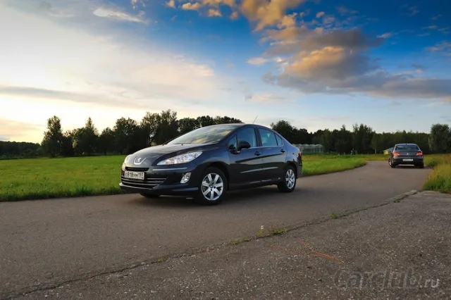 Peugeot 408