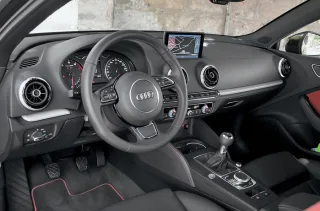 Audi A3. Шпионы 3D