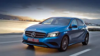 Зазнаємо атаки нового хетча Mercedes A-класу
