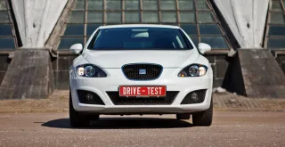 We identify ourselves with the slouch in the Seat Leon hatchback
