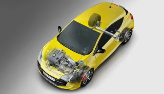 Renault Изучаем двуличность хот-хэтча Renault Megane RS