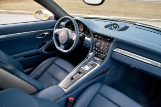 Кілька слів про купе Porsche 911 Carrera S серії 991