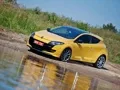 Renault Изучаем двуличность хот-хэтча Renault Megane RS
