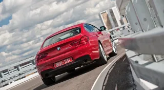 BMW, Mercedes-Benz. Ищем купейные корни в четырёхдверках Gran Coupe и CLS