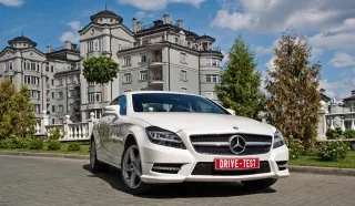 BMW, Mercedes-Benz. Ищем купейные корни в четырёхдверках Gran Coupe и CLS