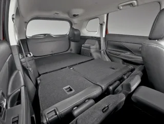 Mitsubishi Outlander. Інструмент