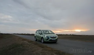 Тест-драйв Opel Zafira Tourer: не, стесняйтесь