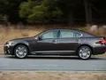 Розслідуємо, чим новий седан Lexus LS відрізняється від старого