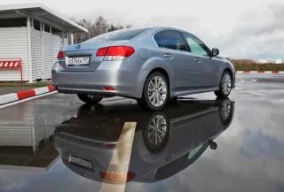 Обстреливаем обновлённые Subaru Legacy и Outback под Бородином