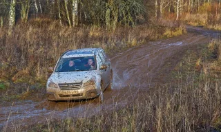 Обстреливаем обновлённые Subaru Legacy и Outback под Бородином