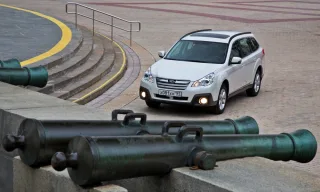 Обстреливаем обновлённые Subaru Legacy и Outback под Бородином