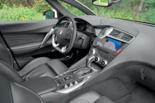 Citroen DS5. Заради мистецтва