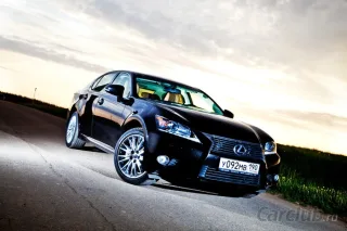 Test drive Lexus GS 350 AWD: within striking distance