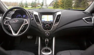 Виводимо на ринг хетчбеки Hyundai Veloster та Honda Civic