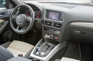 Вникаємо в причини змін в оновленому кросовері Audi Q5