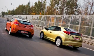Виводимо на ринг хетчбеки Hyundai Veloster та Honda Civic