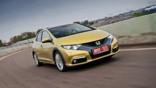 Виводимо на ринг хетчбеки Hyundai Veloster та Honda Civic