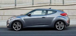Виводимо на ринг хетчбеки Hyundai Veloster та Honda Civic
