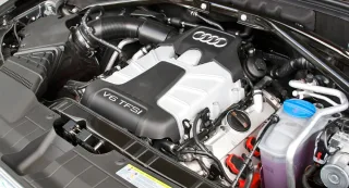 Вникаємо в причини змін в оновленому кросовері Audi Q5