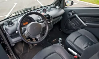 Smart Розганяємо нудьгу за допомогою пари купе Smart ForTwo